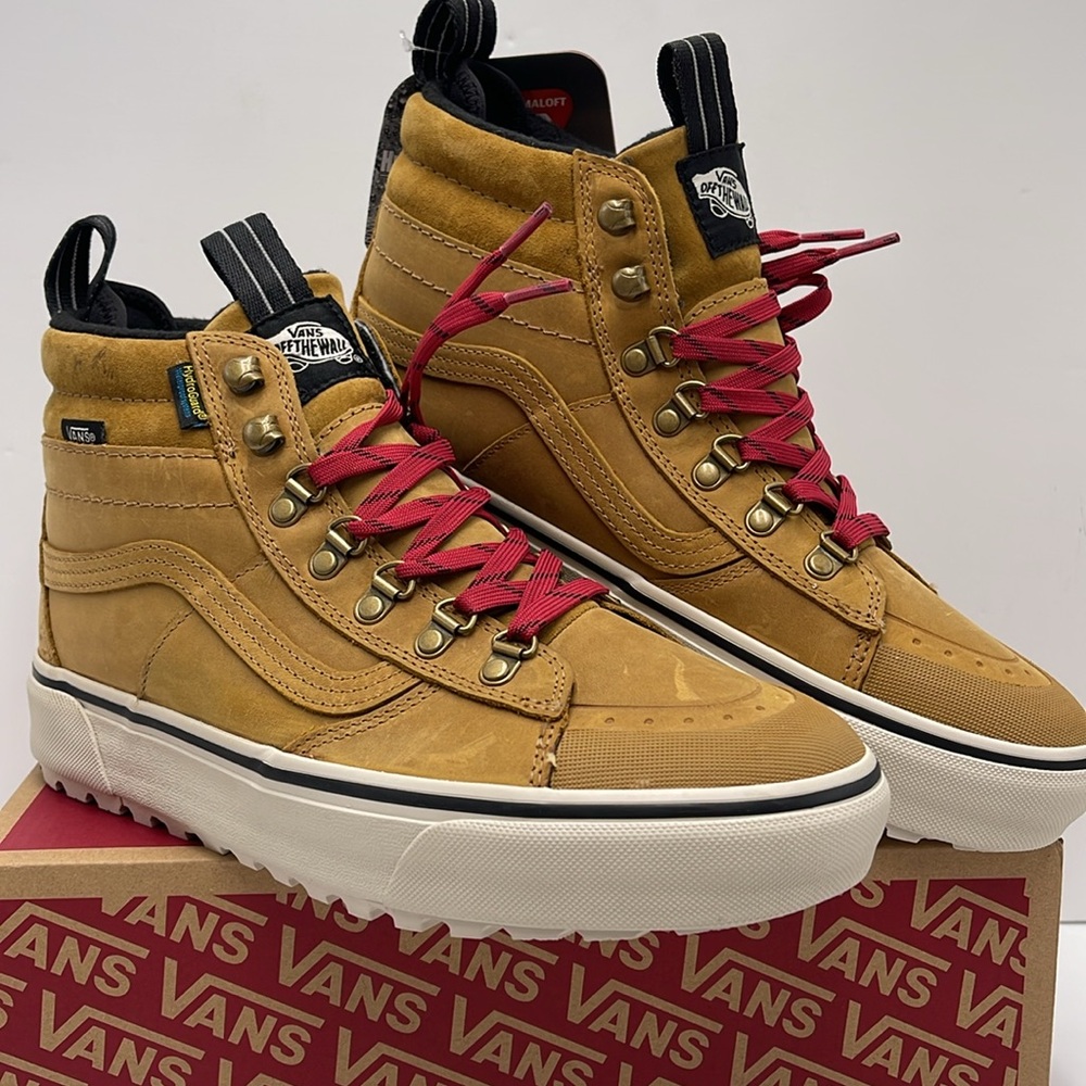 Vans WMNS Sk8-Hi Dr Mte-2
Pop Lace Tan
VN0009QMJM9
Boots Cold Weather Sneakers - Picture 4 of 16